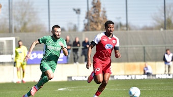 .Franck Honorat jagt dem Ball hinterher