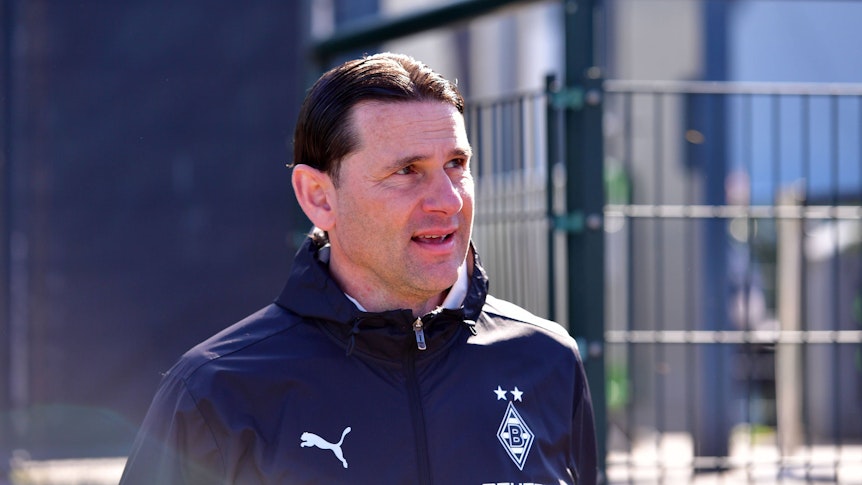 Gerardo Seoane beim Training von Borussia Mönchengladbach.