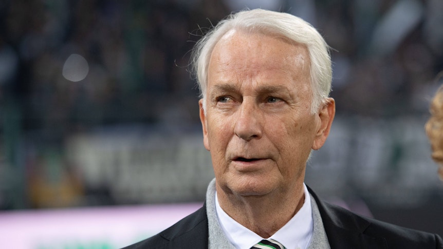 Rainer Bonhof vor dem Spiel von Borussia Mönchengladbach gegen den FSV Mainz 05.