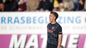 Oscar Fraulo schreit zum Torjubel.