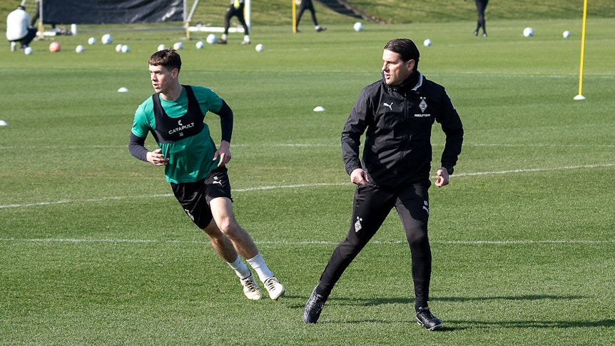 Gerardo Seoane und Philipp Sander im Training.