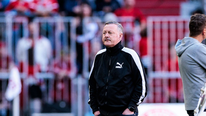 Roland Virkus beim Spiel gegen den FC Bayern München.