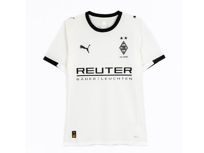 Ein weißes Trikot mit schwarzen Elementen.