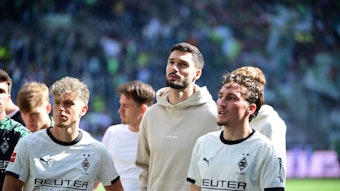 Tim Kleindienst nach dem Spiel gegen Wolfsburg in privaten Klamotten.