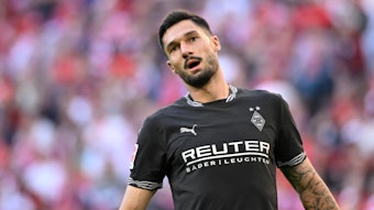 Tim Kleindienst im schwarzen Gladbach-Trikot.
