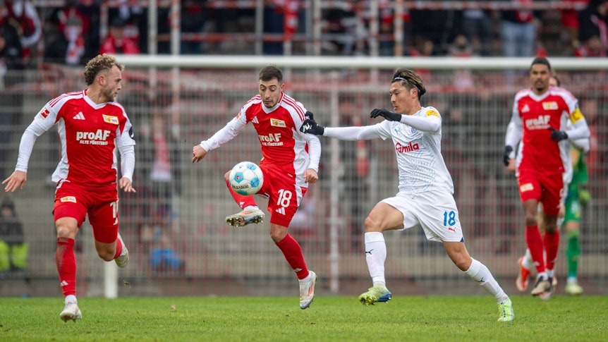 Union Berlin gegen Holstein Kiel in einem Testspiel.