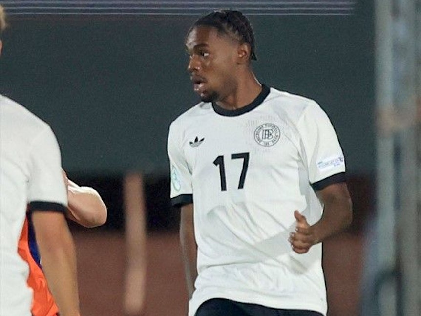 Charles Herrmann im DFB-Trikot.