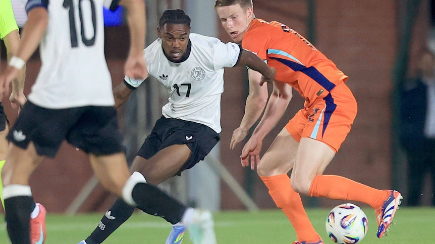 Charles Herrmann im Einsatz mit dem DFB bei der U19-Europameisterschaft.