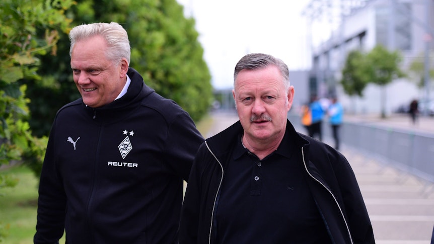 Stefan Stegemann und Roland Virkus beim Trainingsauftakt.