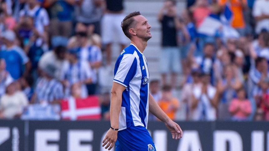 Luuk de Jong bei seiner Vorstellung als Neuzugang des FC Porto.