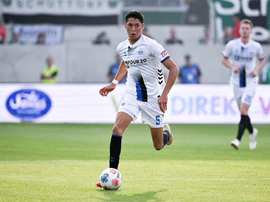 Santiago Castaneda beim SC Paderborn auf dem Platz.