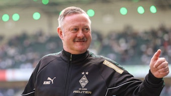 Roland Virkus hebt den Daumen.