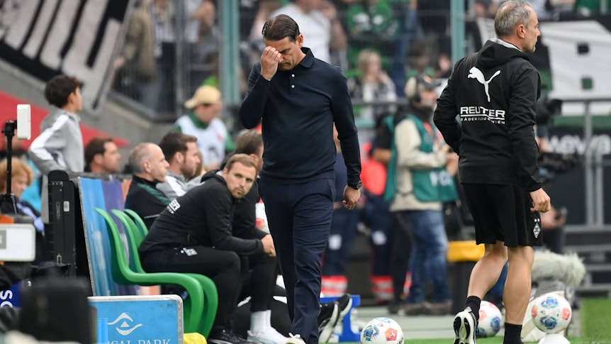 Gerardo Seoane gegen Bremen sichtbar gefrustet.