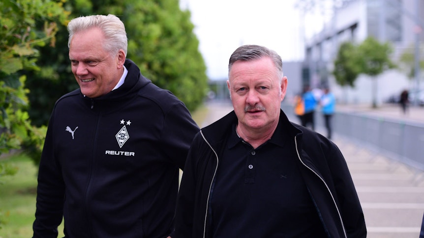 Stefan Stegemann und Roland Virkus am Borussia-Park.