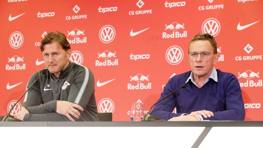 Ralph Hasenhüttl und Ralf Rangnick bei einer Leipzig-PK.