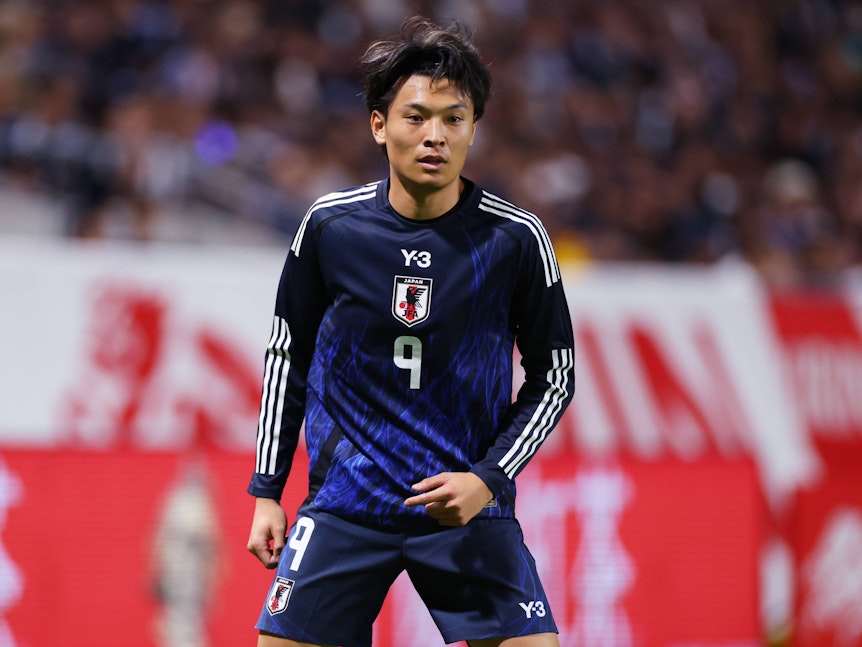 Shuto Machino im Japan-Trikot mit der Nummer 9.