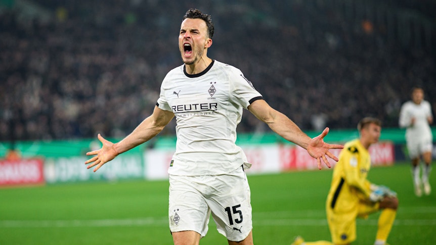 Haris Tabakovic jubelt mit lautem Schrei.