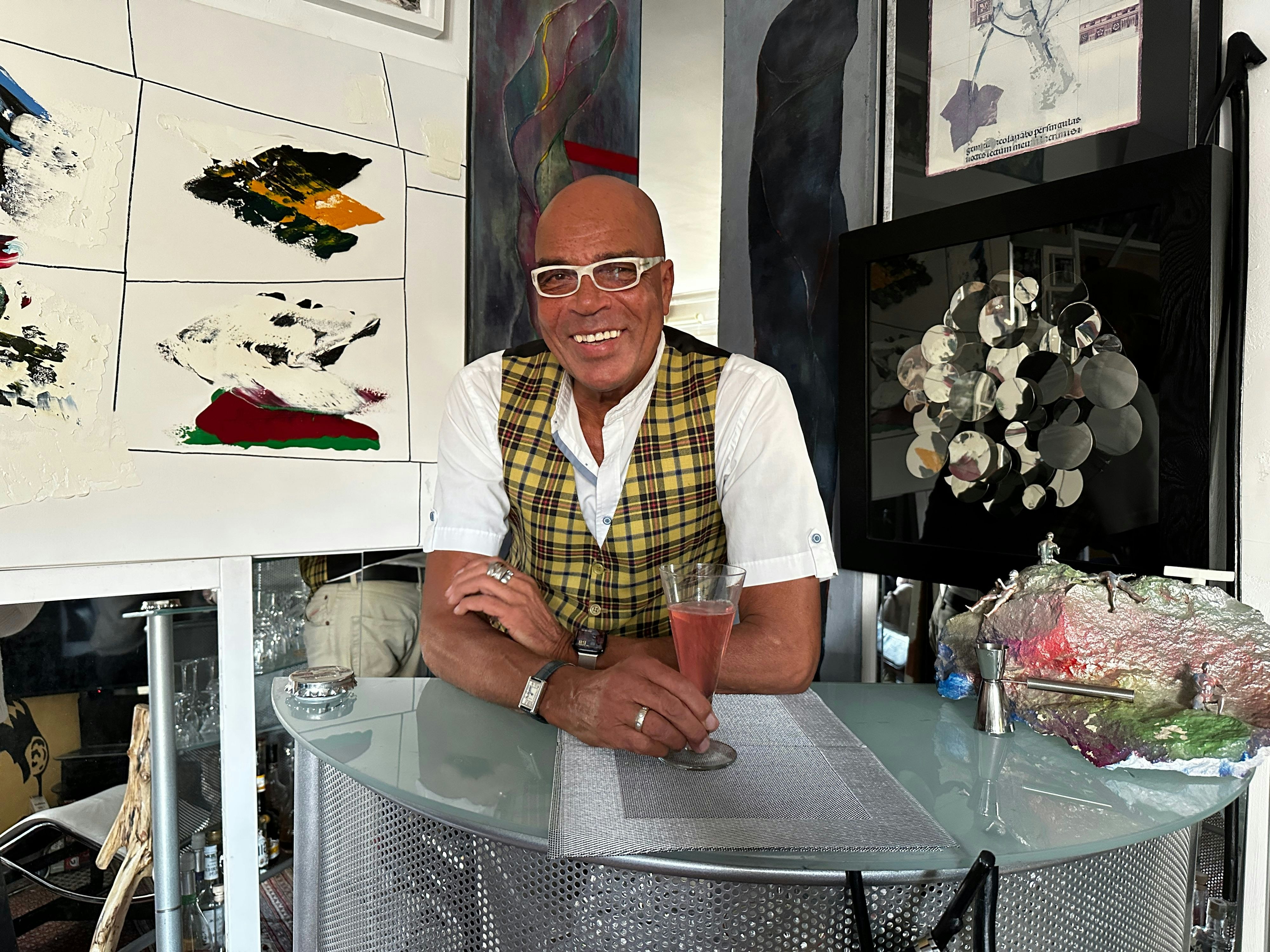 So wohnt Köln: „Es ist nur ein Koffer“ – Markus Burghardt lebt in Nippes auf 42 Quadratmetern