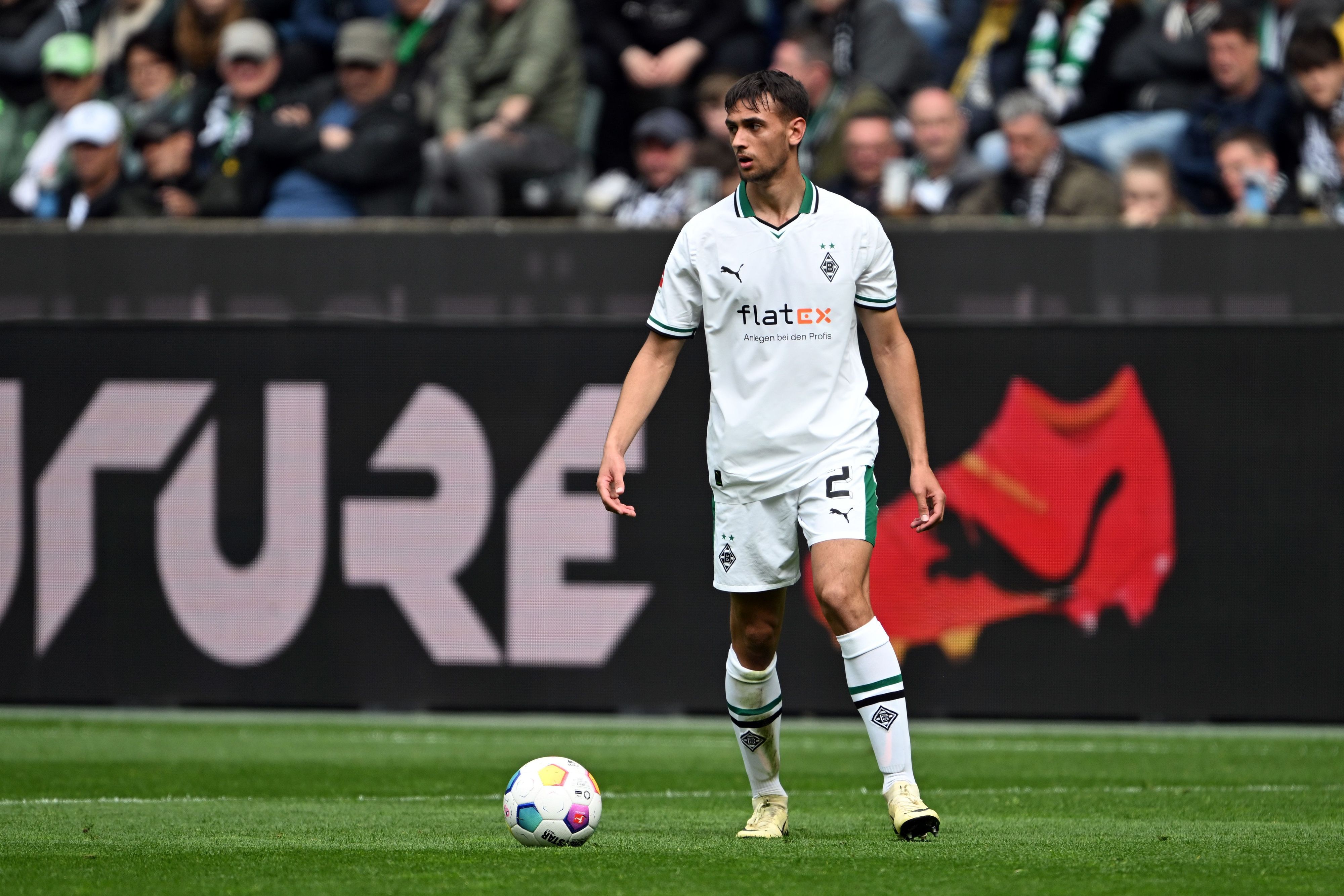 Fabio Chiarodia am Ball.