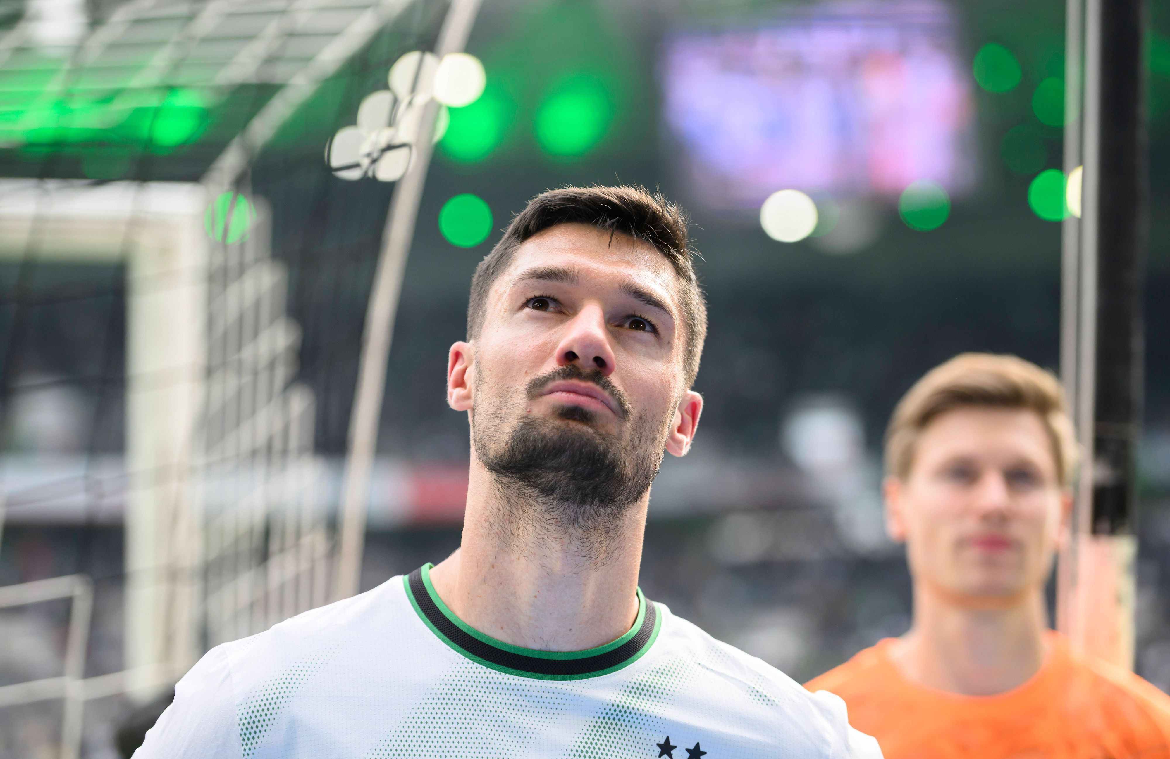 Tim Kleindienst und ein weiterer Fussballspieler