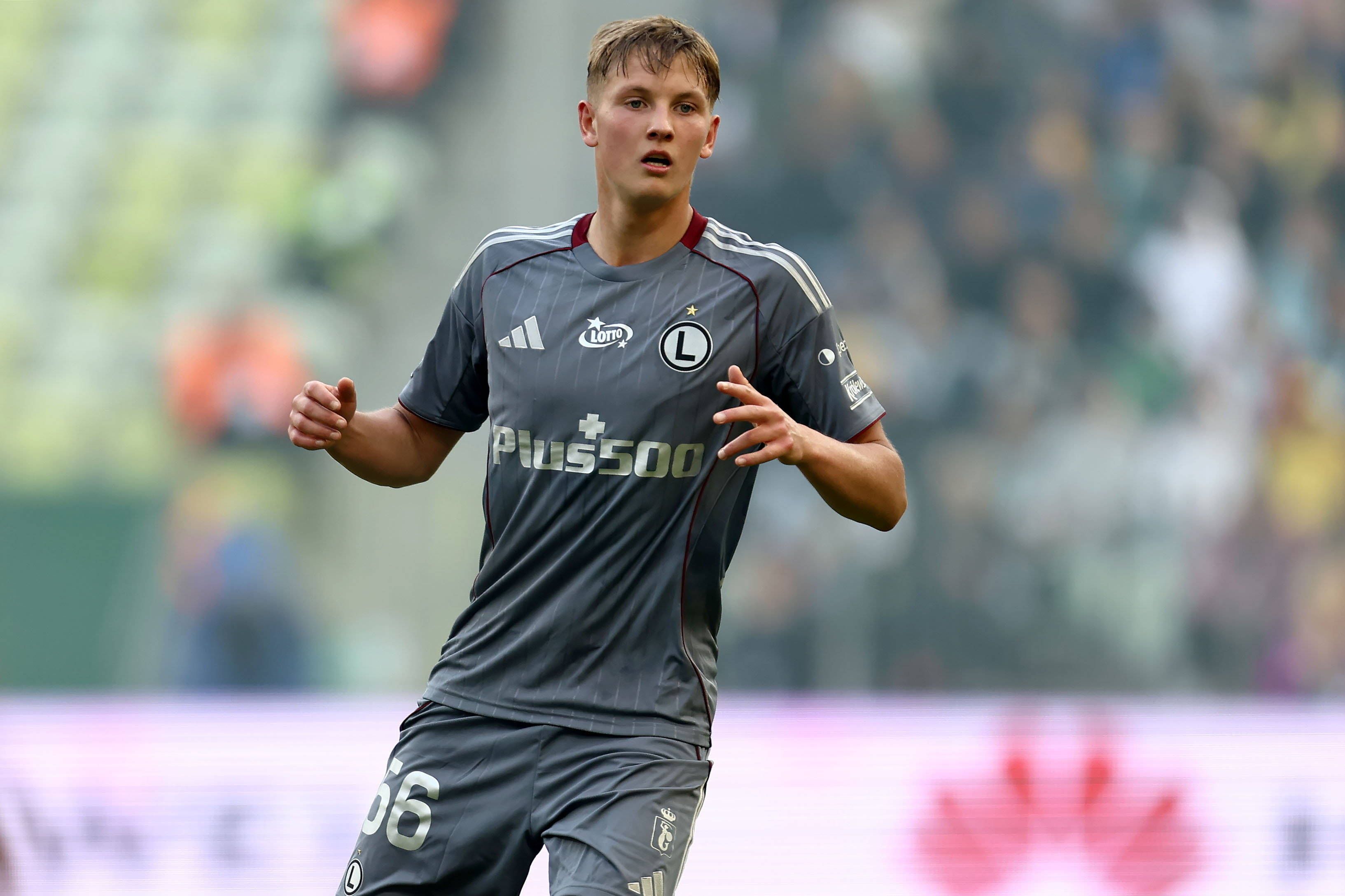 Bei einem Spiel von Legia Warschau steht Jan Leszczynski auf dem Platz.